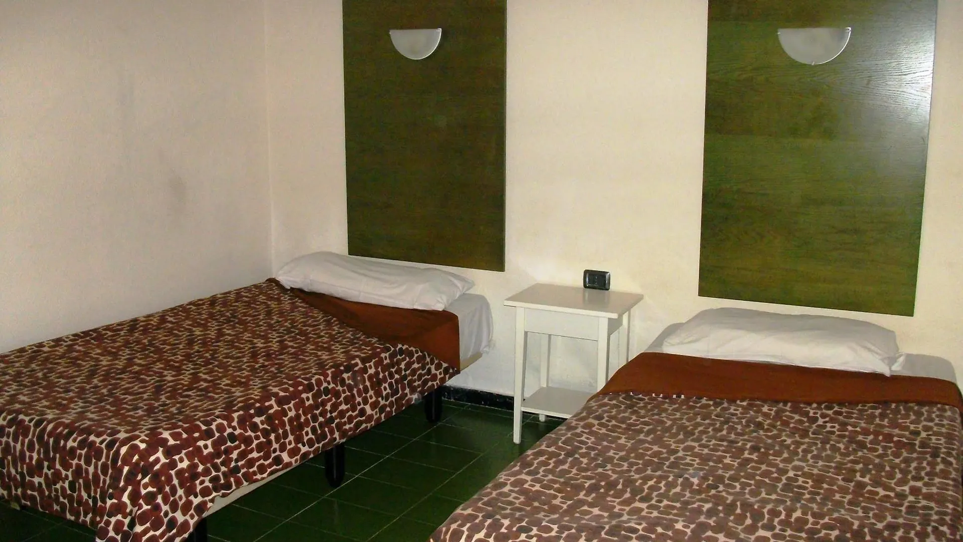 Gay Bungalows Los Tucanes Hotel Playa del Ingles