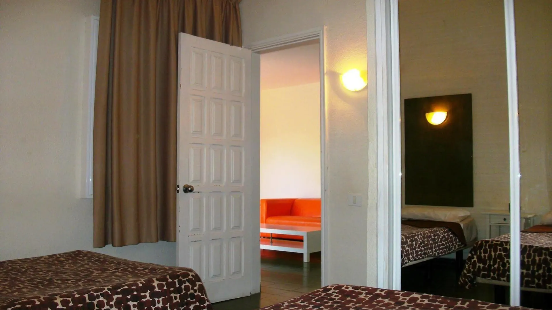 Gay Bungalows Los Tucanes Hotel Playa del Ingles